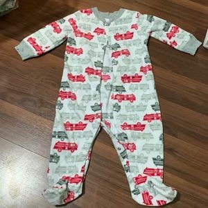Carter’s 9 months fleece sleeper